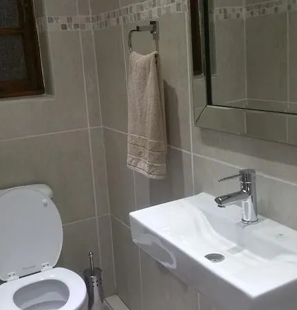 Pongola Road Self Catering Accommodation Uitenhage Exterior photo