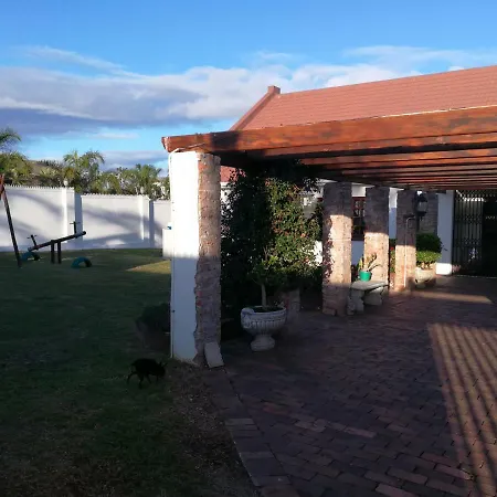 Pongola Road Self Catering Accommodation Uitenhage Exterior photo
